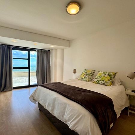 Loddey'S Self Catering Apartments - By Beach Collection Strand Exterior photo
